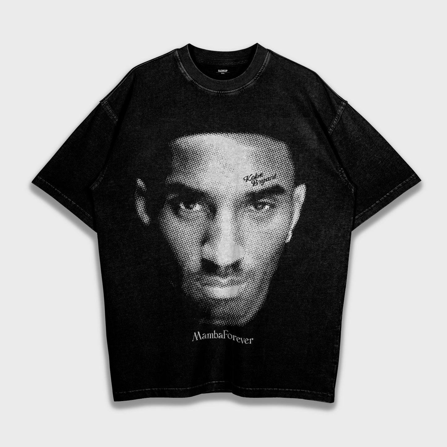 Kobe Bryant - Loose Heavy T-Shirt