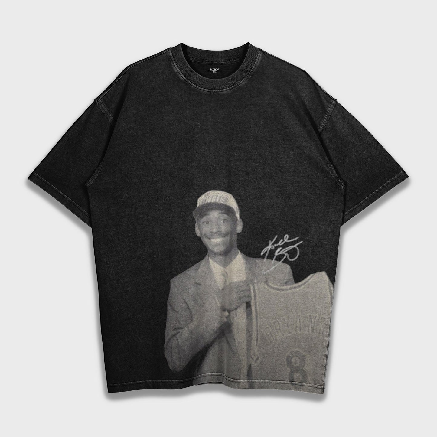 Kobe Bryant - Loose Fit Heavyweight T-Shirt