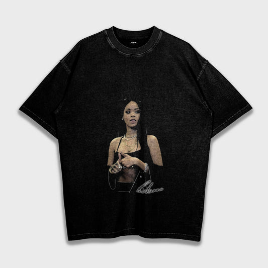 Rihanna - Loose Fit Heavyweight T-Shirt